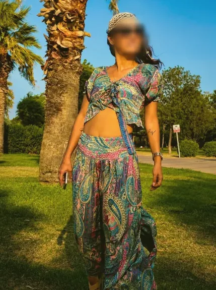 Charlotte, 33