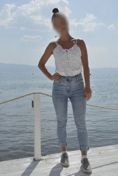 Fiona, 34