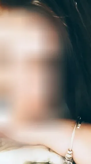 Helena, 30