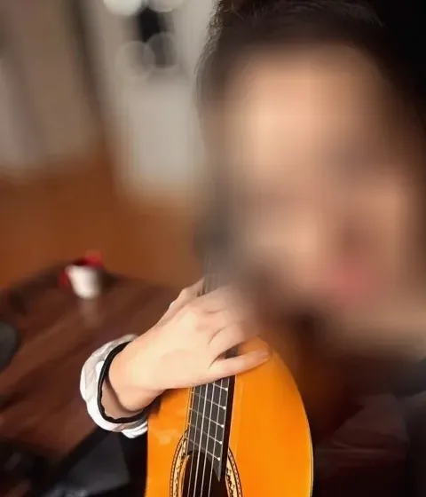Jasmin, 35