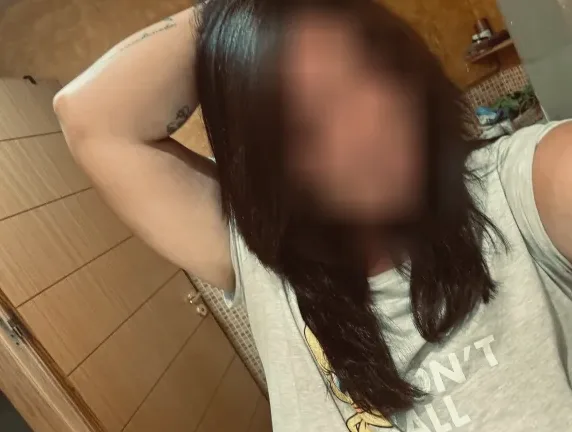 Kim, 30