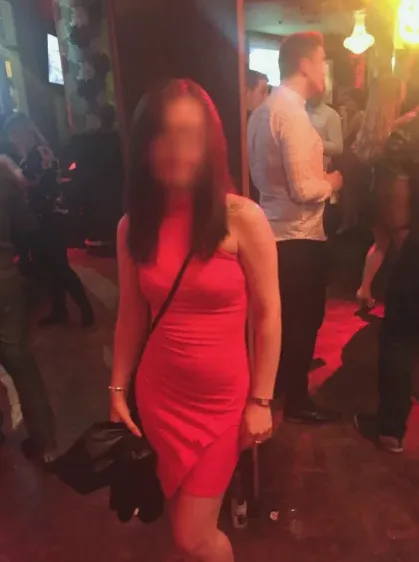 Laura, 35