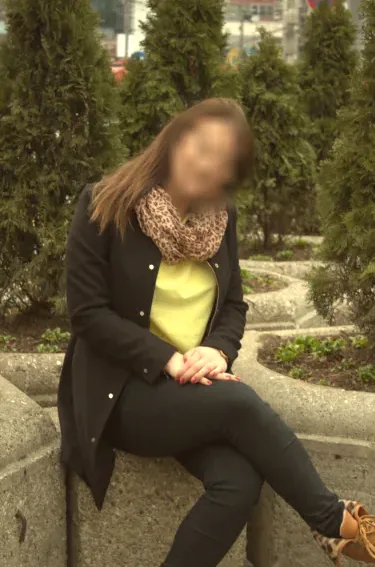 Lena, 27
