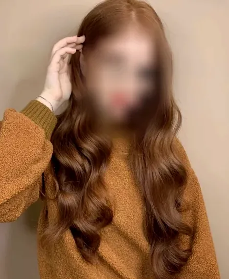 Lena, 24