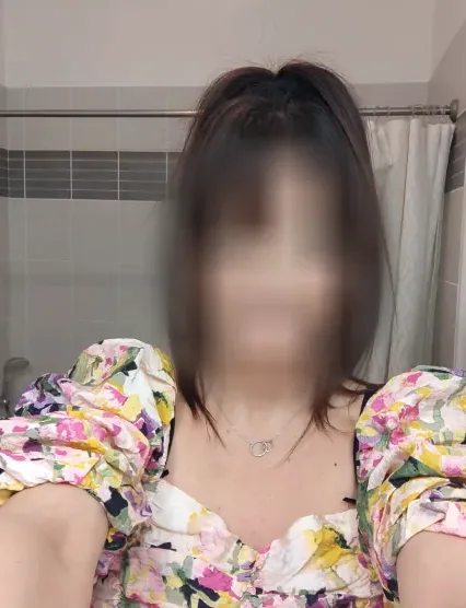 Lotta, 39