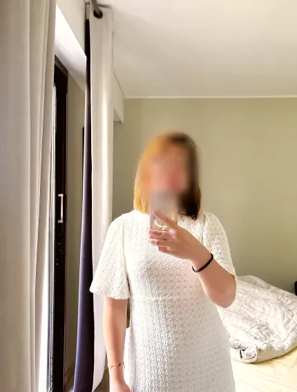 Nora, 30