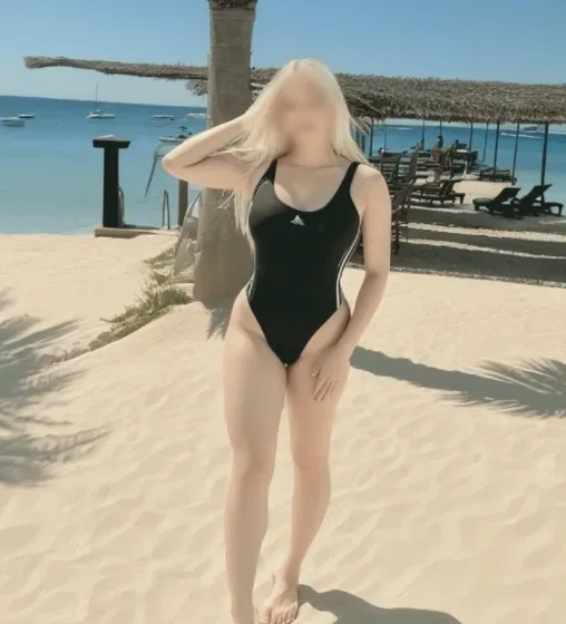 Özlem, 22