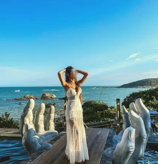 Selin, 29